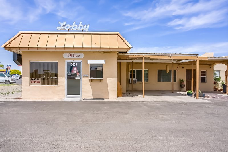 oyo hotel yuma az i 8 us 95