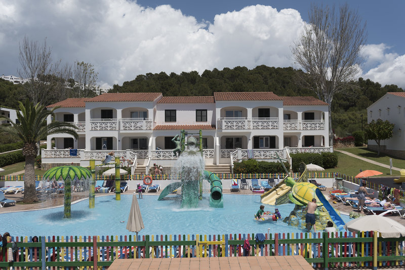 apartamentos seth mestral y llebeig
