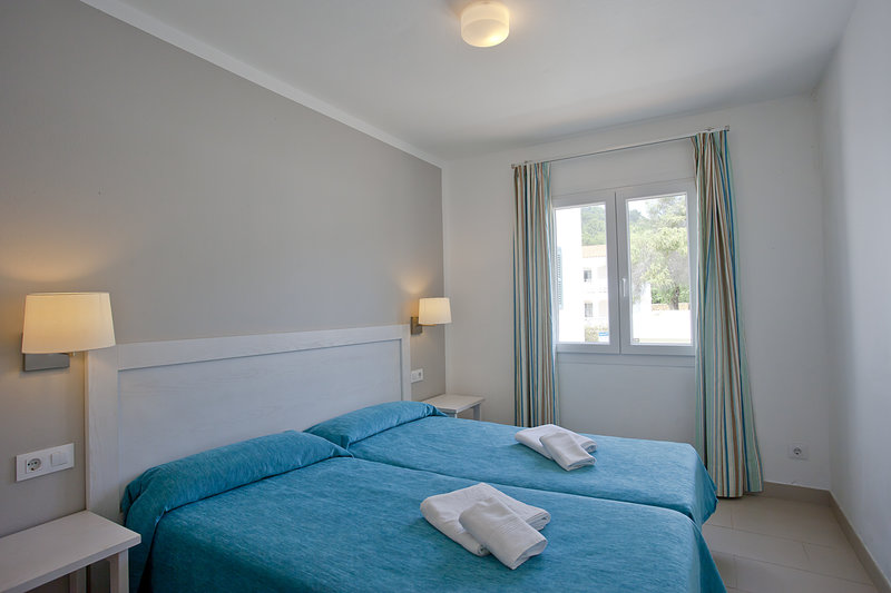 apartamentos seth mestral y llebeig