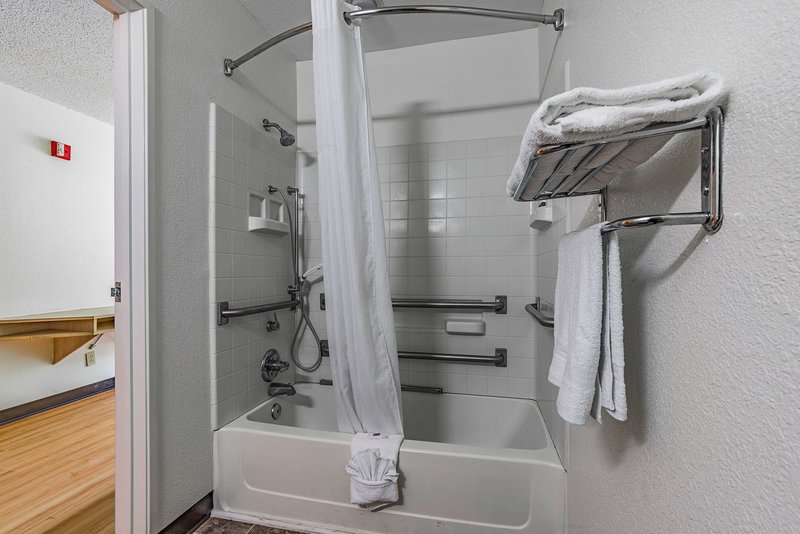 motel 6 charlotte nc university