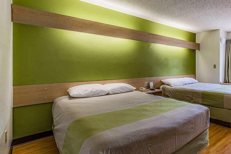 motel 6 charlotte nc university