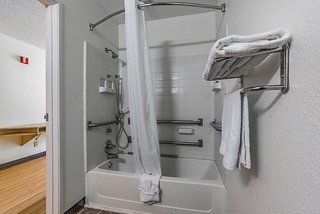 motel 6 charlotte nc university