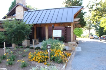 mountain top inn and resort
