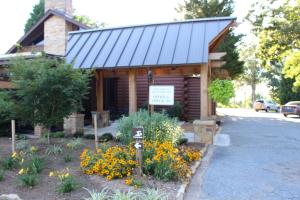 mountain top inn and resort