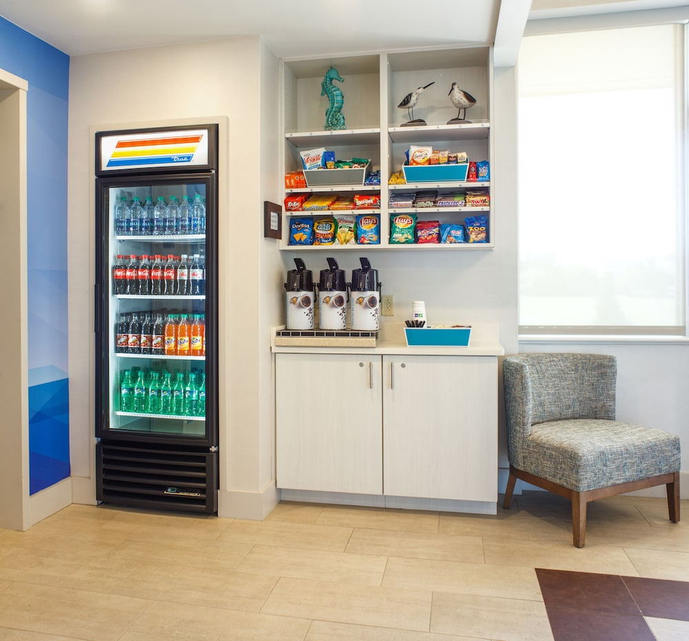 holiday inn express nags head oceanfront by ihg