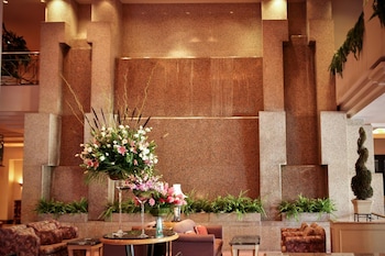 Oxford Palace Hotel And Galleria,745 S Oxford Ave,4 star