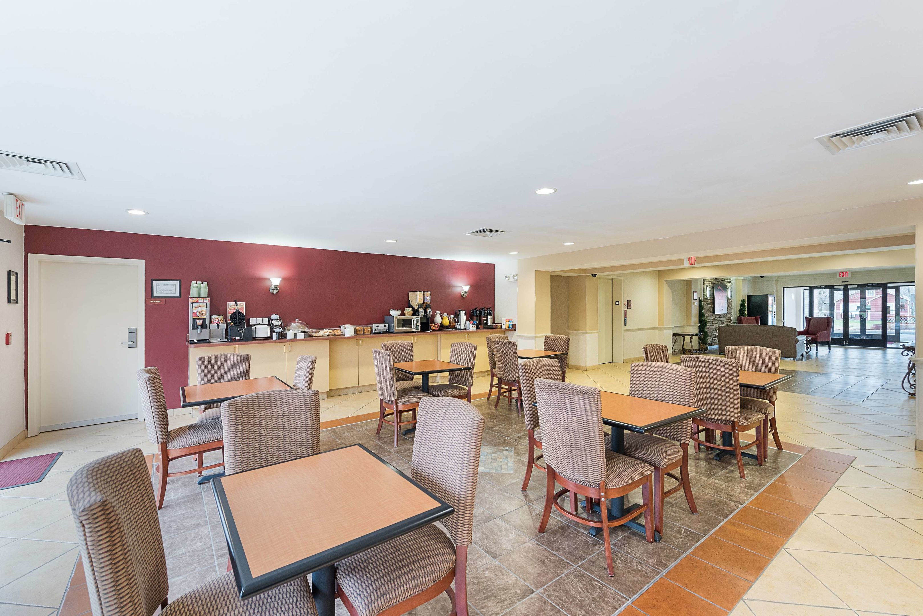 red roof inn etowah athens tn