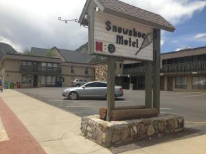 snowshoe motel