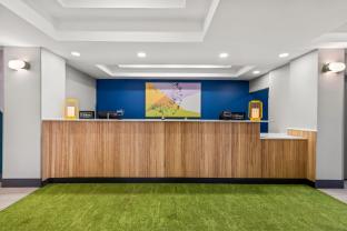 Spark By Hilton Catoosa,,3 star