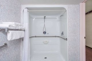 days inn by wyndham saint pauls