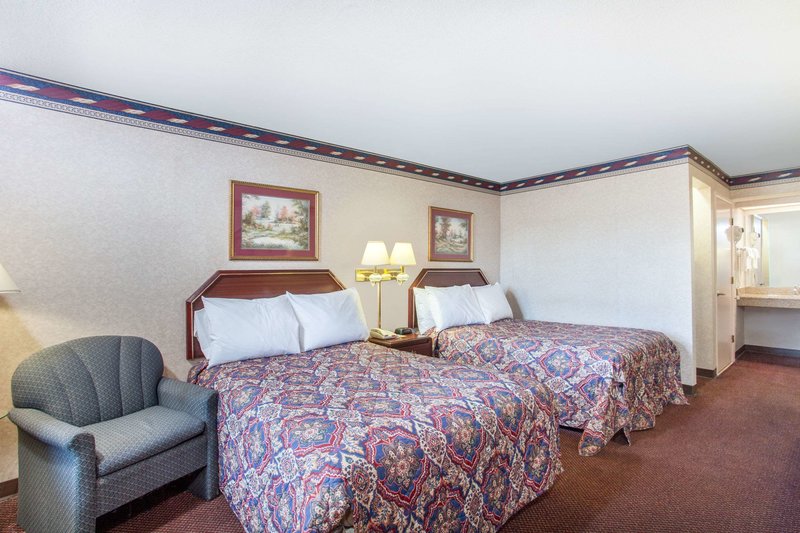 days inn by wyndham saint pauls