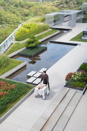 fashion town hotel shenzhen mgallery collection