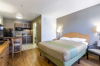 studio 6 tempe az