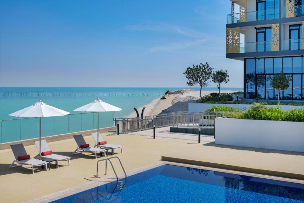 beach bay hotel mirfa