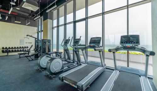 beach bay hotel mirfa