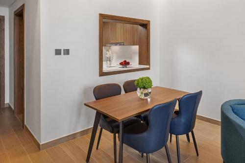 beach bay hotel mirfa