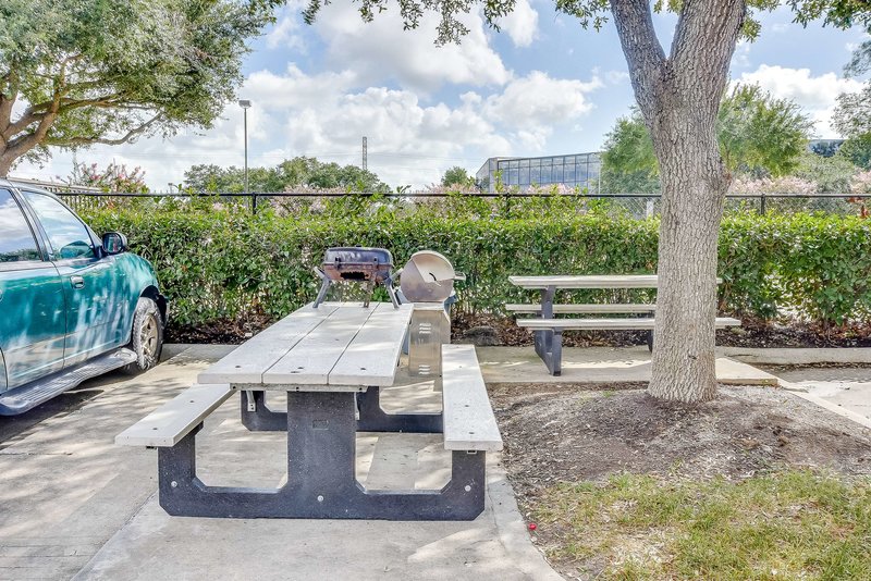 studio 6 houston tx hobby south