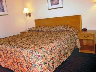 Motel 6 El Paso, Tx - West,El Paso>>Bloomington,2 star