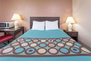 super 8 by wyndham austin mn