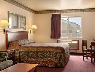 Super 8 By Wyndham Bedford,Bloomington>>Bedford,2 star