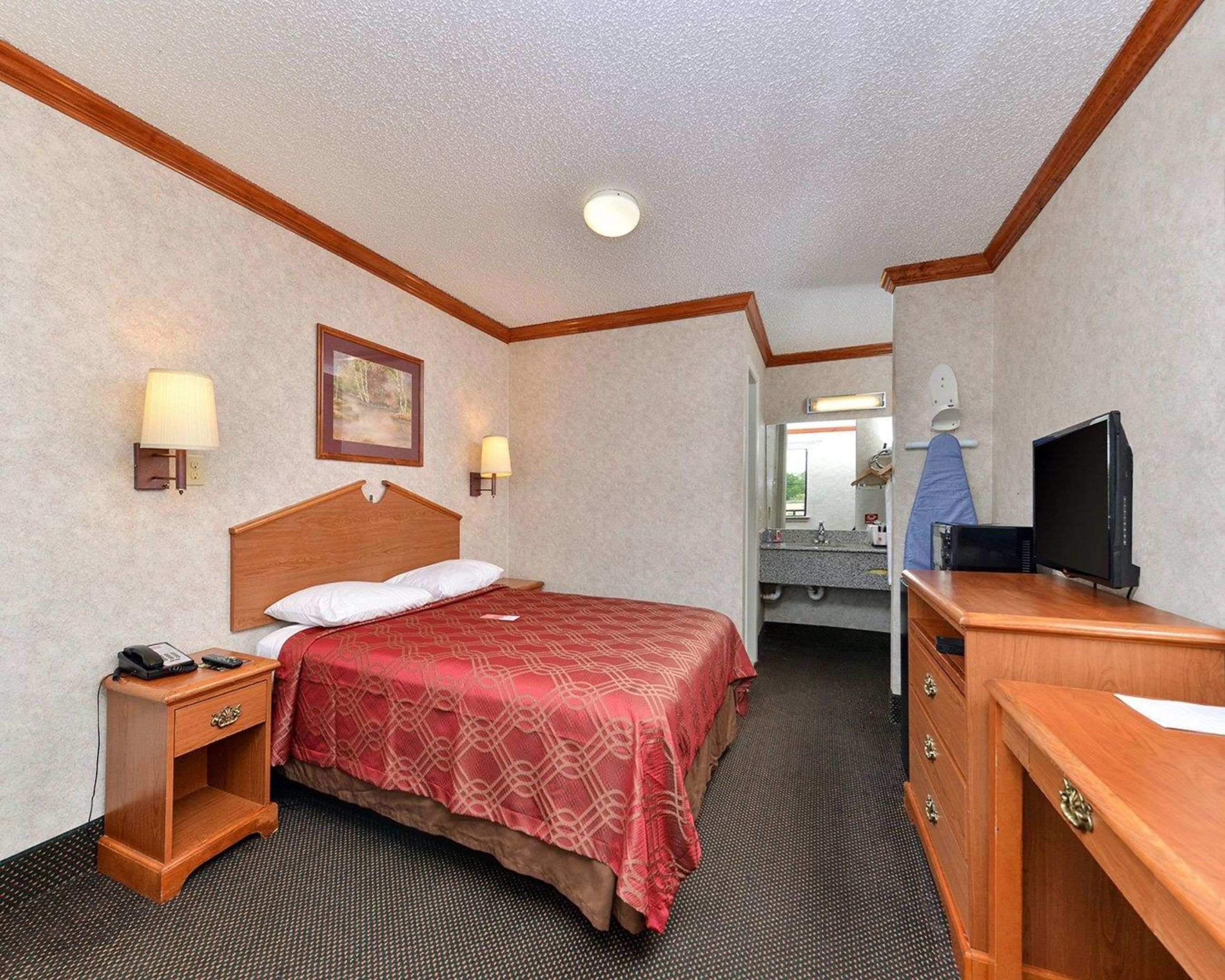 econo lodge