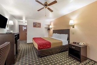 econo lodge la junta