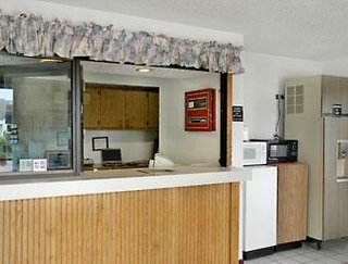 super inn in lansing