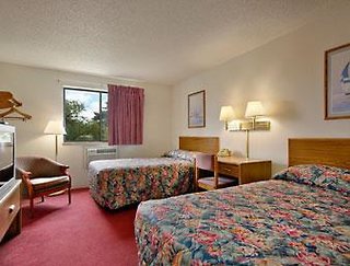 super inn in lansing