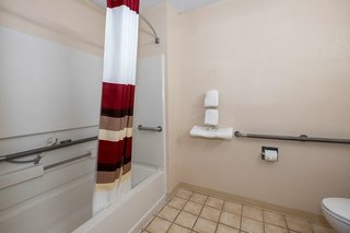 red roof inn norfolk portsmouth