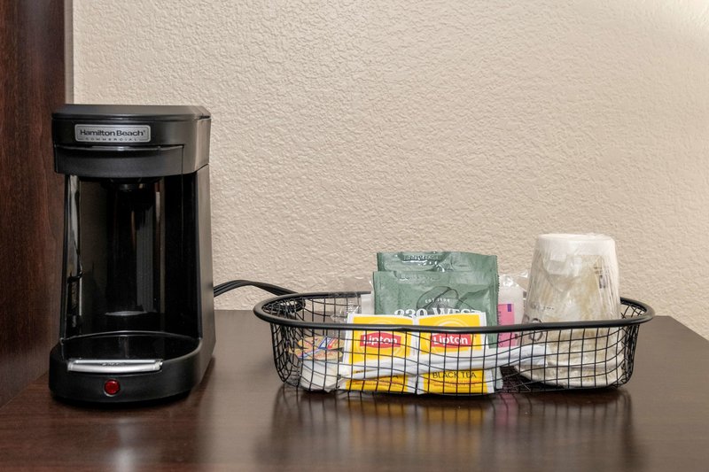 red roof inn norfolk portsmouth