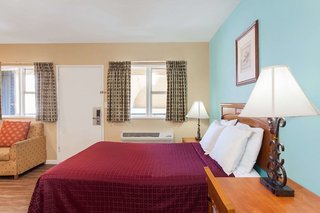 Travelodge By Wyndham San Diego Seaworld,San Diego>>Oceanside,2 star