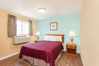 Travelodge By Wyndham San Diego Seaworld,San Diego>>Oceanside,2 star