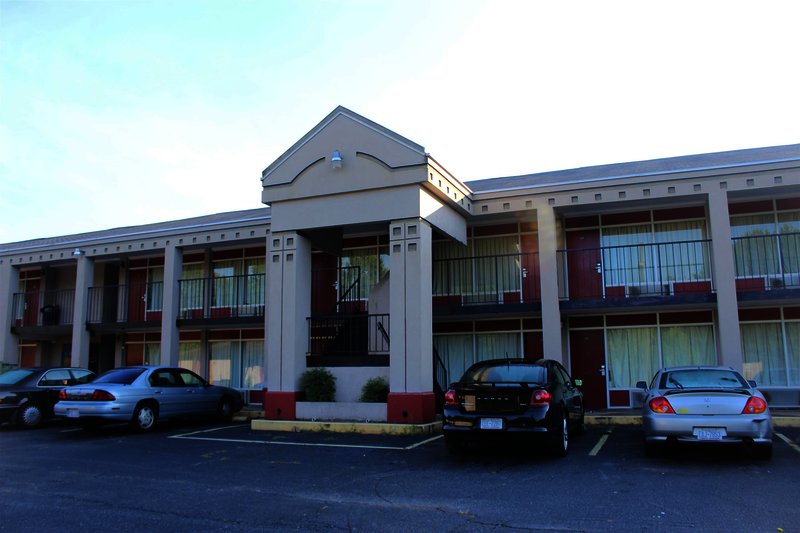 town and country inn suites spindale