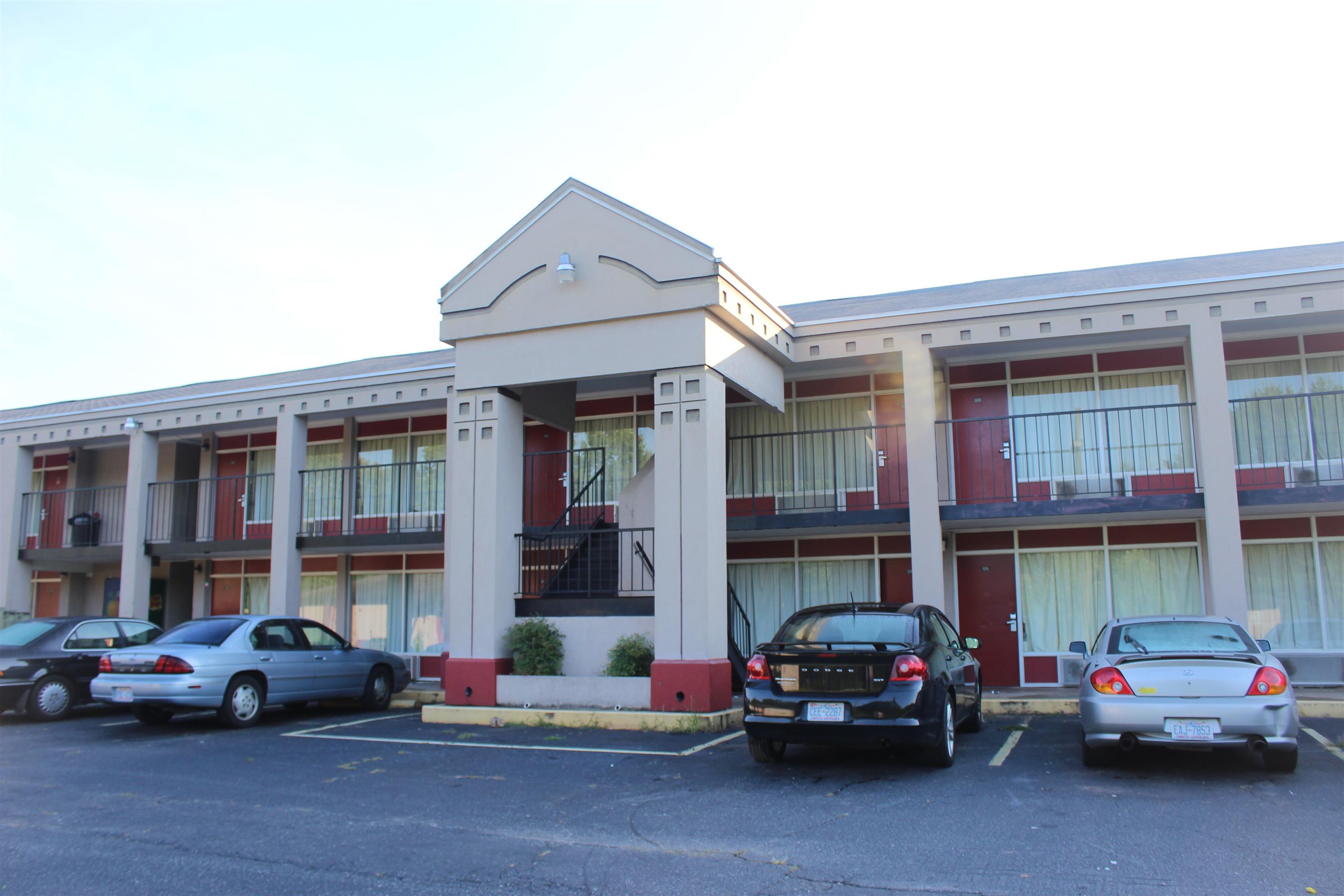 town and country inn suites spindale