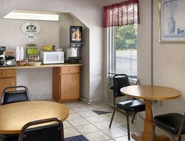 town and country inn suites spindale