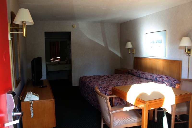 town and country inn suites spindale