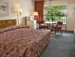 Town And Country Inn Suites Spindale,Rutherford County>>Forest City,2 star