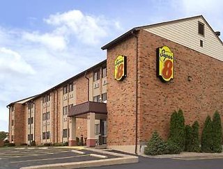 Super 8 By Wyndham St Charles,St. Louis>>St. Charles,2 star
