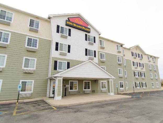 woodspring suites champaign near university
