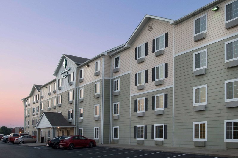 Woodspring Suites Evansville East