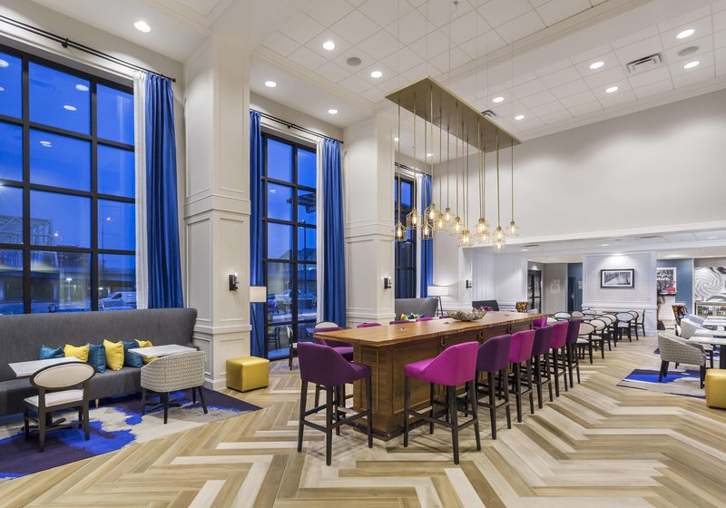 hampton inn and suites newport cincinnati