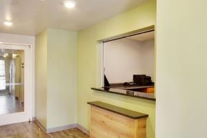 Woodspring Suites Conroe,Houston>>Conroe,3 star
