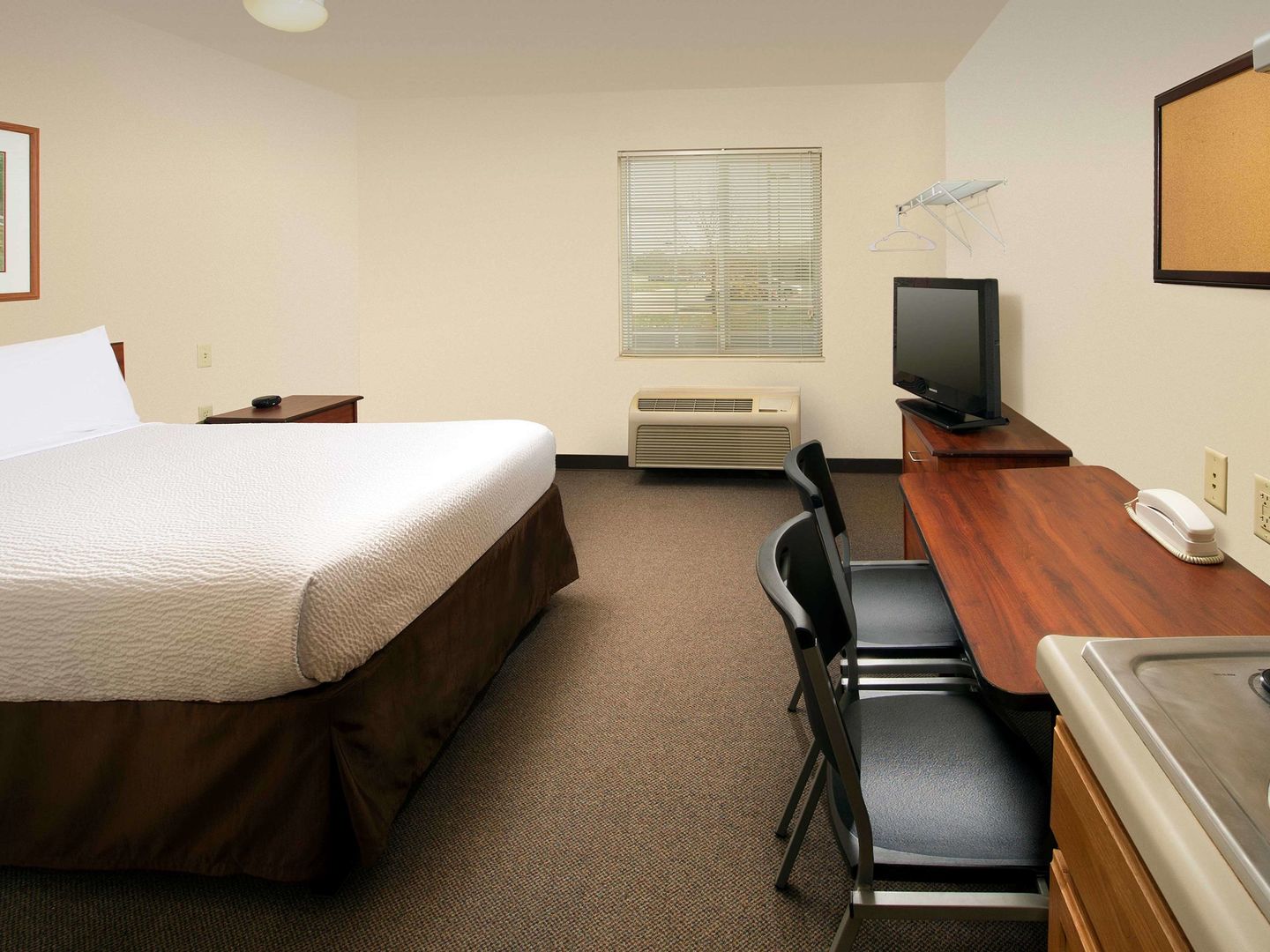 woodspring suites jacksonville beach blvd