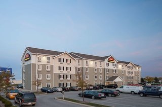 Extended Stay America Select Suites - Indianapolis - Lawrence,Near Post Road Recreation Center,3 star