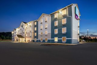 extended stay america select suites louisville south