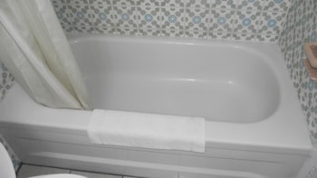 empress inn and suites by the falls