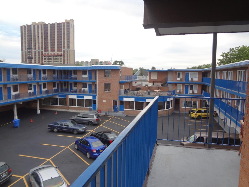 empress inn and suites by the falls