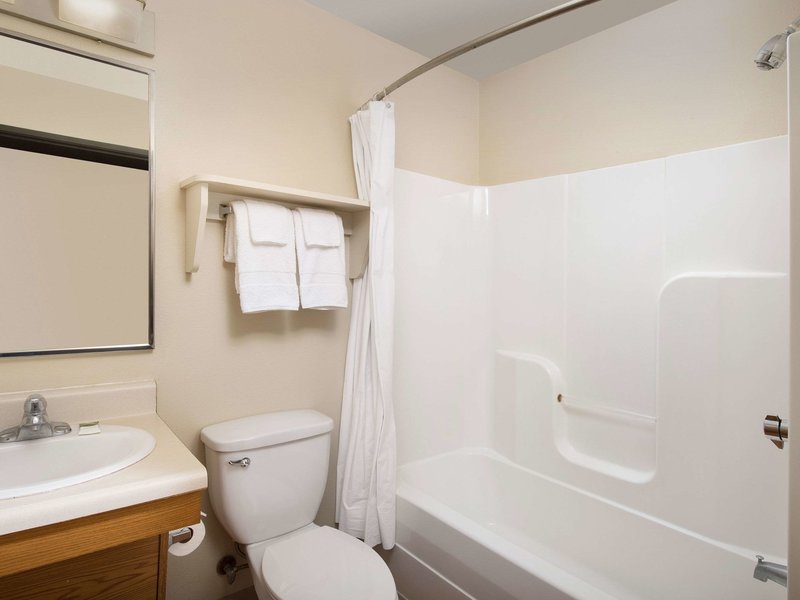 woodspring suites macon west i 475