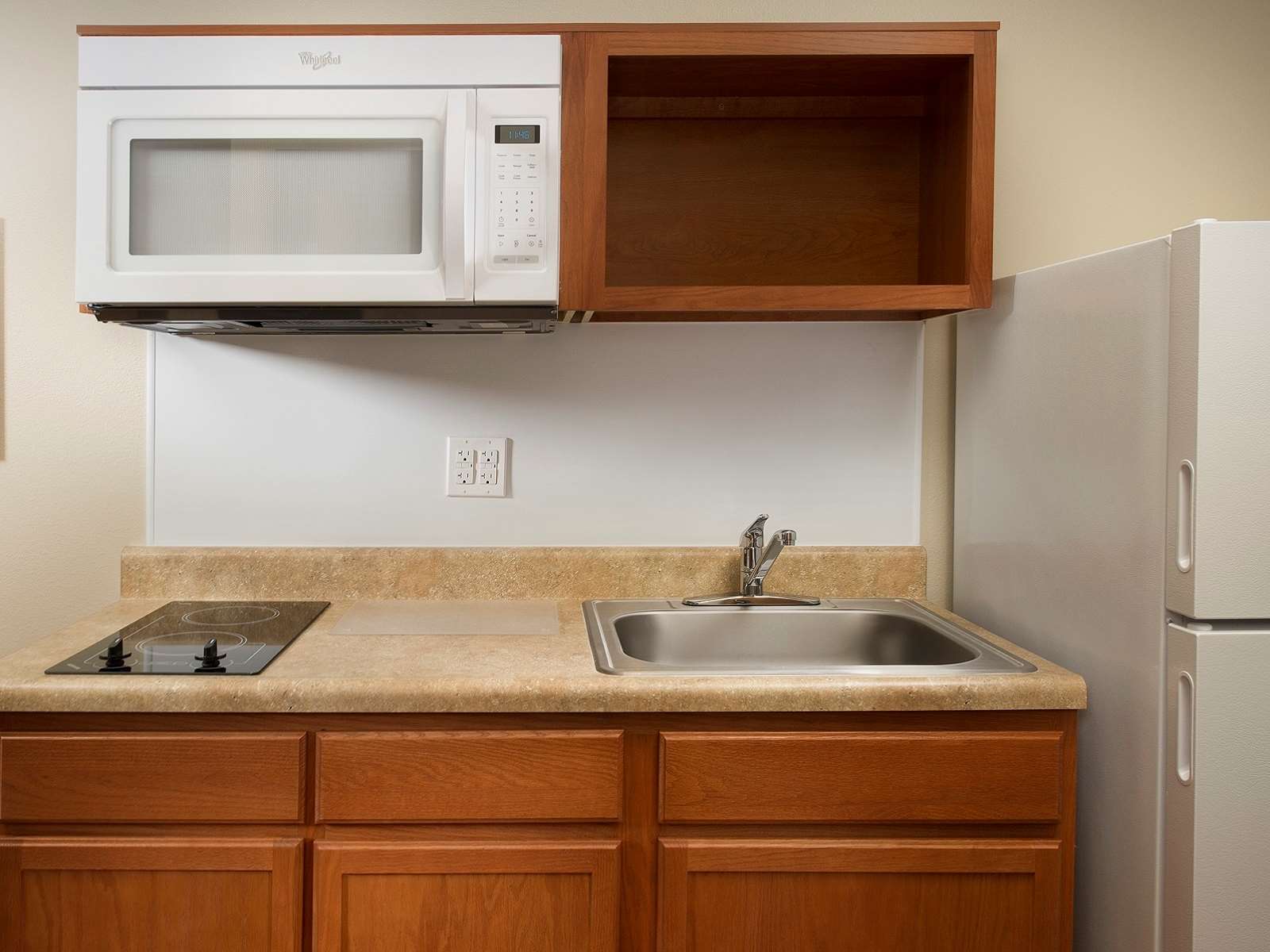 woodspring suites omaha