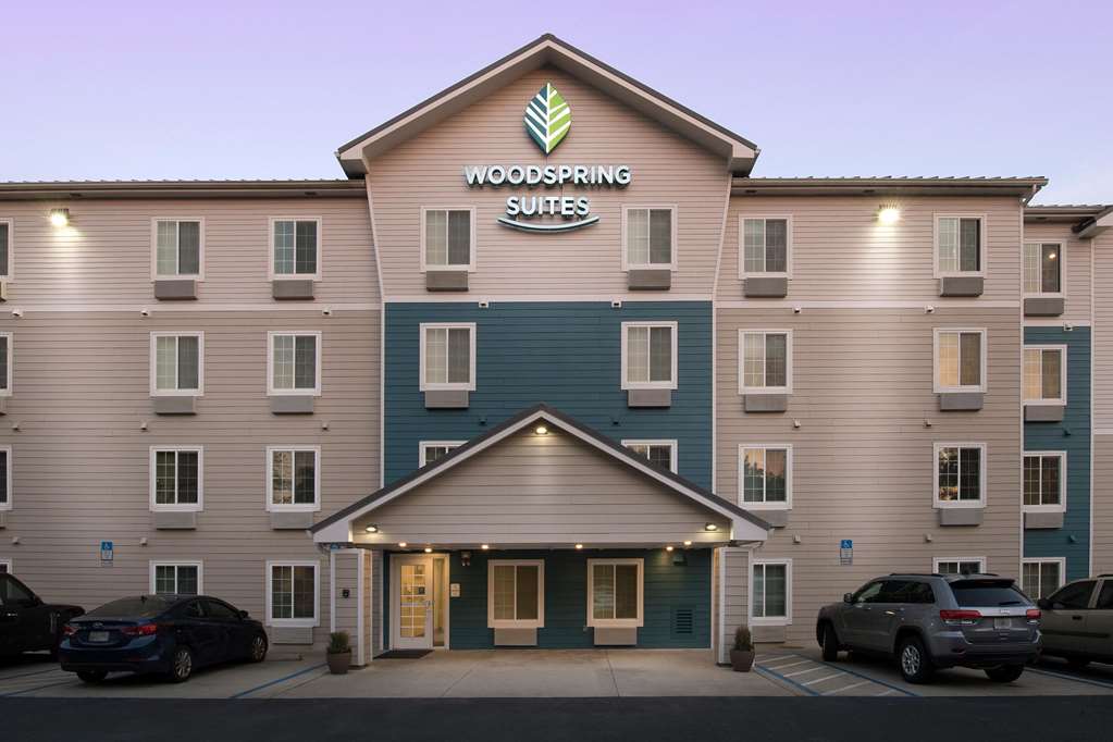 extended stay america select suites pensacola northwest